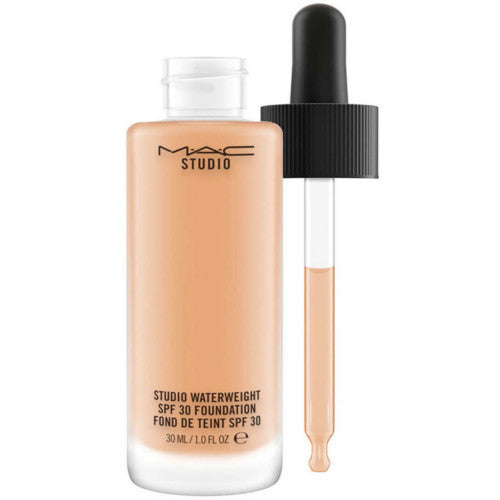 MAC Studio Waterweight SPF 30 Foundation - Skystas makiažas 30 ml