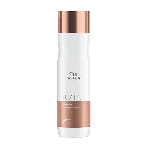 Wella Professional Intensely restorative shampoo for damaged hair Fusion (Intense Repair Shampoo) 1000ml