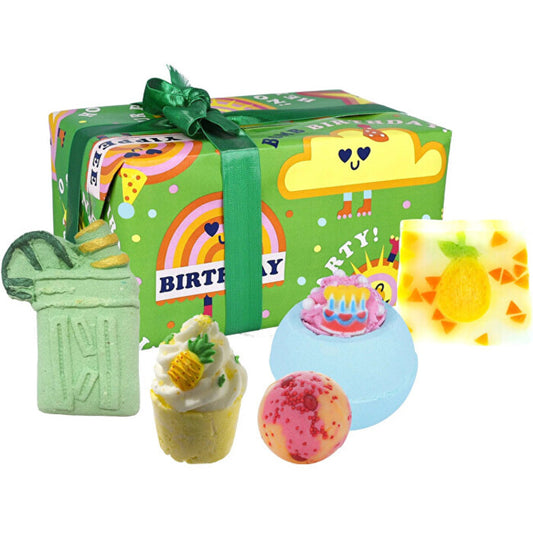 „Bomb Cosmetics“ rinkinys „It's Your Birthday“ – vonios dovanų rinkinys